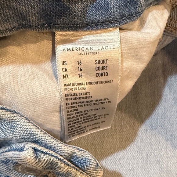 American Eagle Outfitters Ripped Light Blue Boyfriend Jeans - Picture 2 of 4